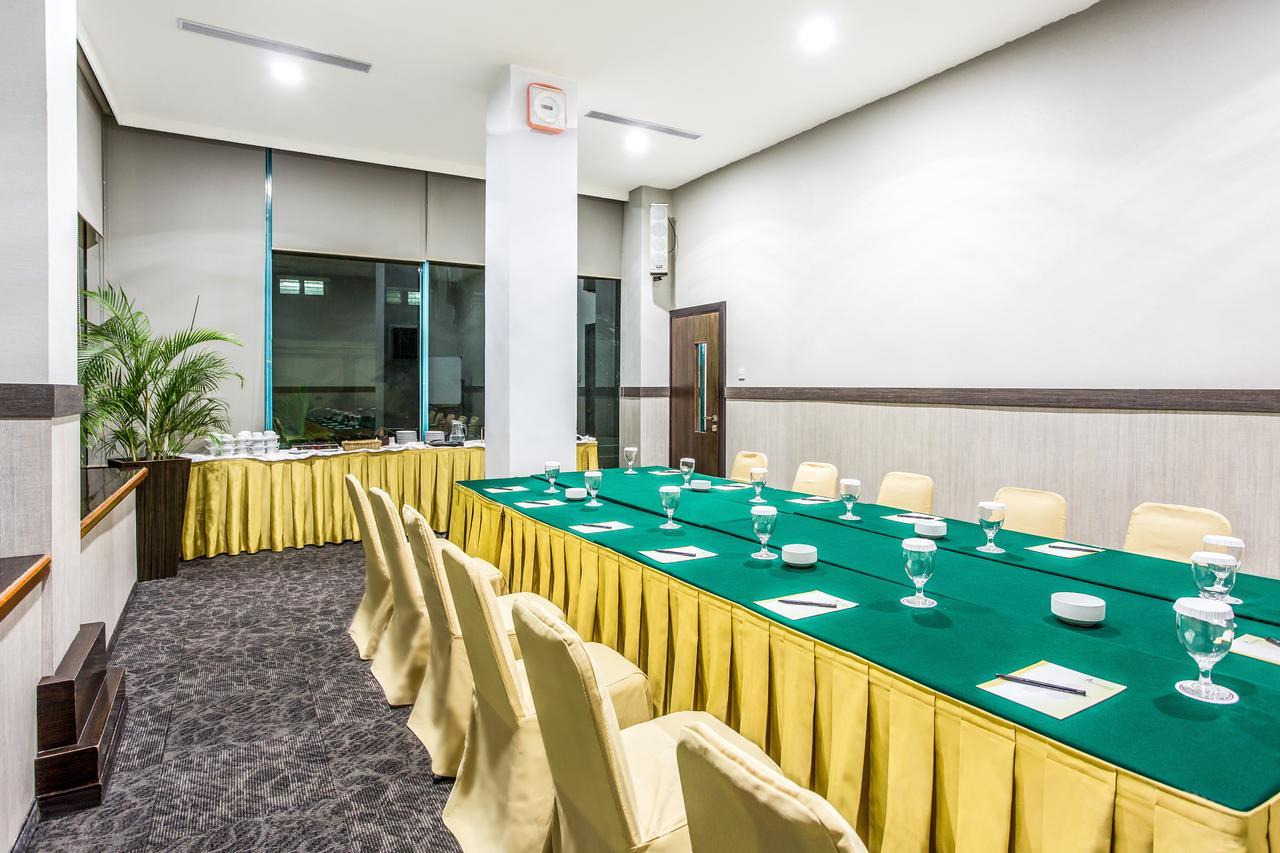 Hotel Orchardz Jayakarta Zewnętrze zdjęcie