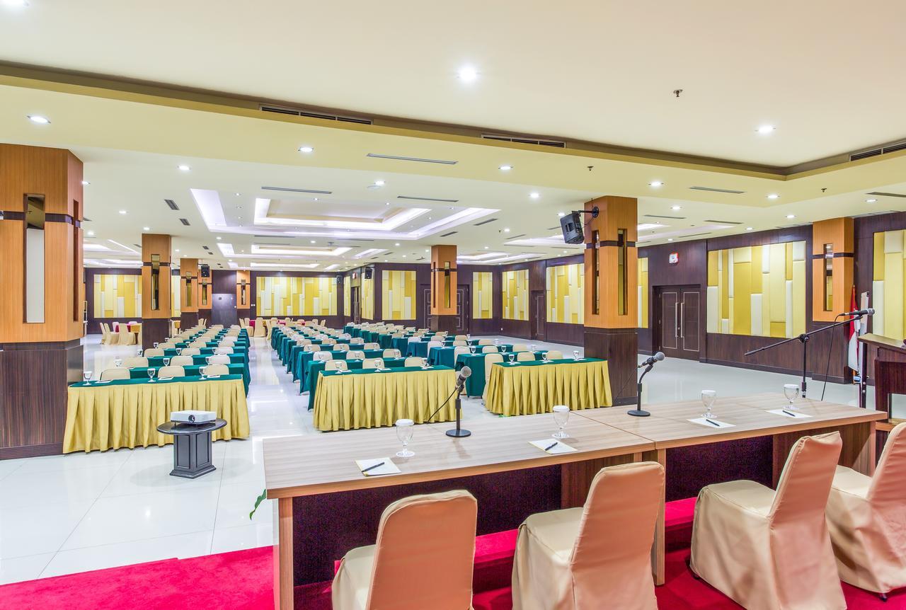 Hotel Orchardz Jayakarta Zewnętrze zdjęcie