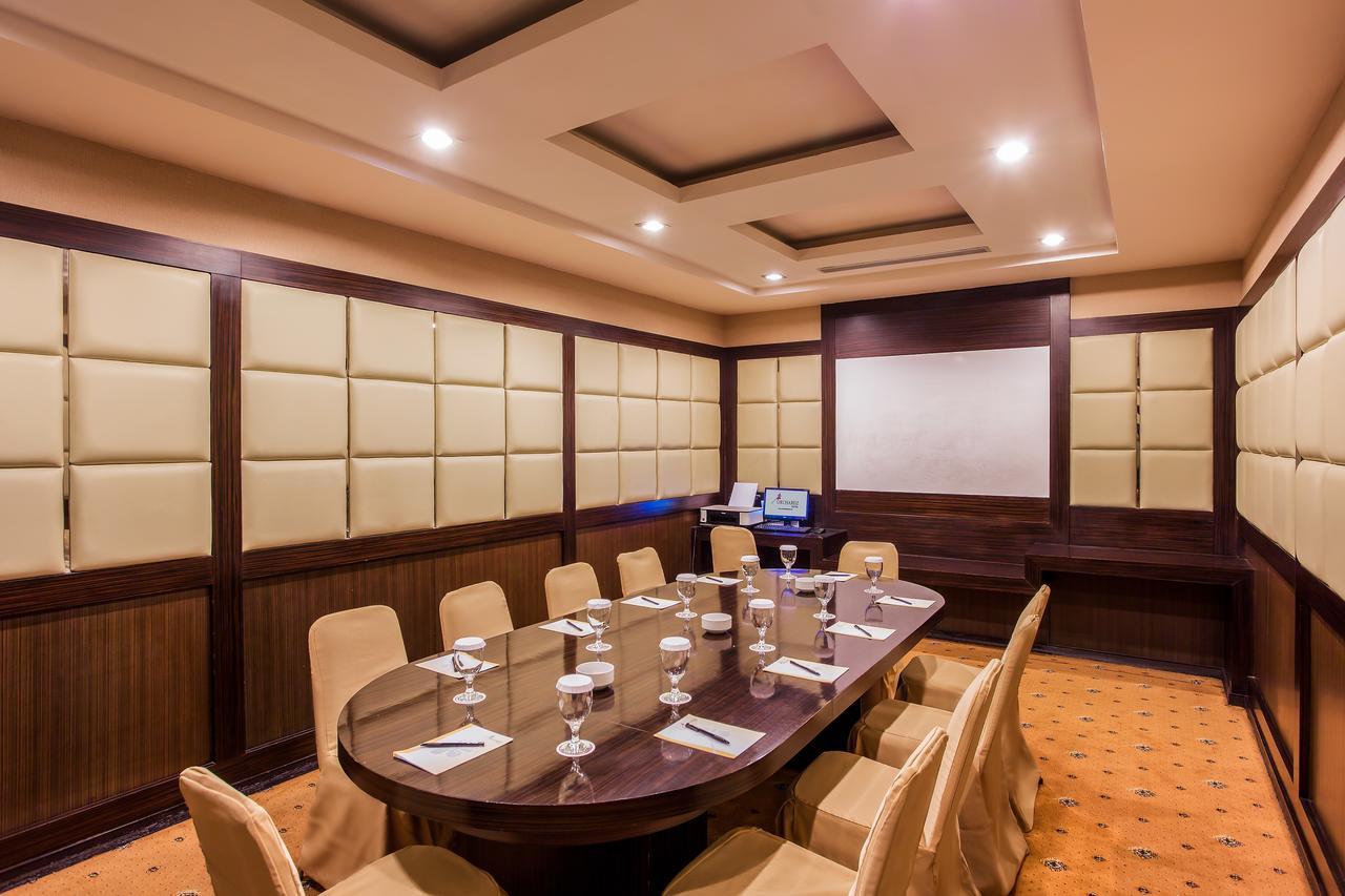Hotel Orchardz Jayakarta Zewnętrze zdjęcie